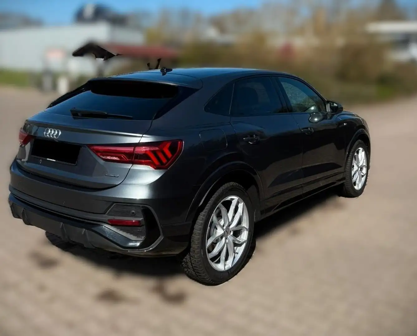 Audi Q3 Sportback 45 TFSI quattro S line *B+O*Kamera* Gris - 2