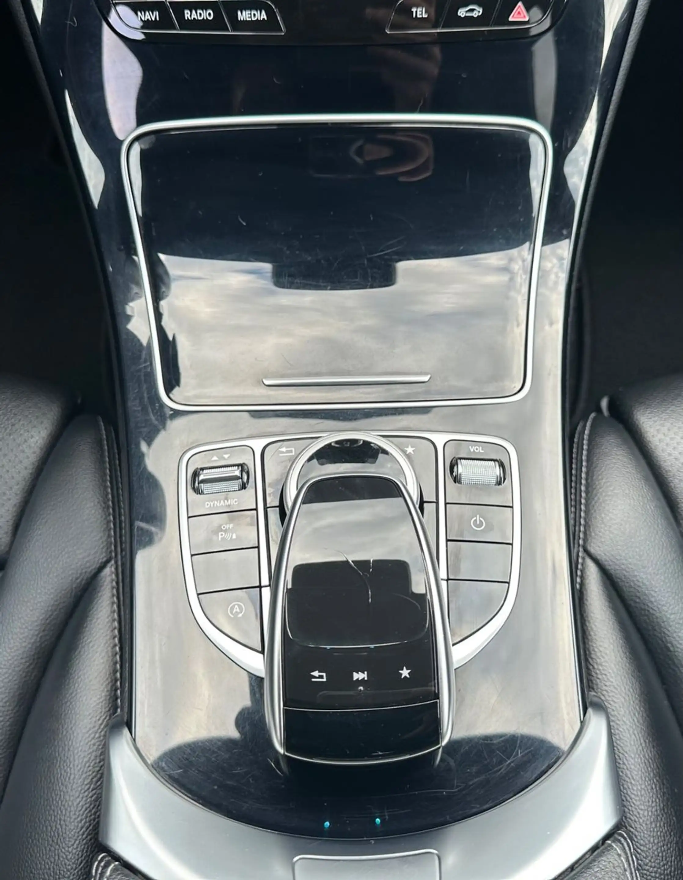 Mercedes-Benz C 250 AMG Line*LED*Navi*Kam*Leder*19"AMG Allwet. — photo 15