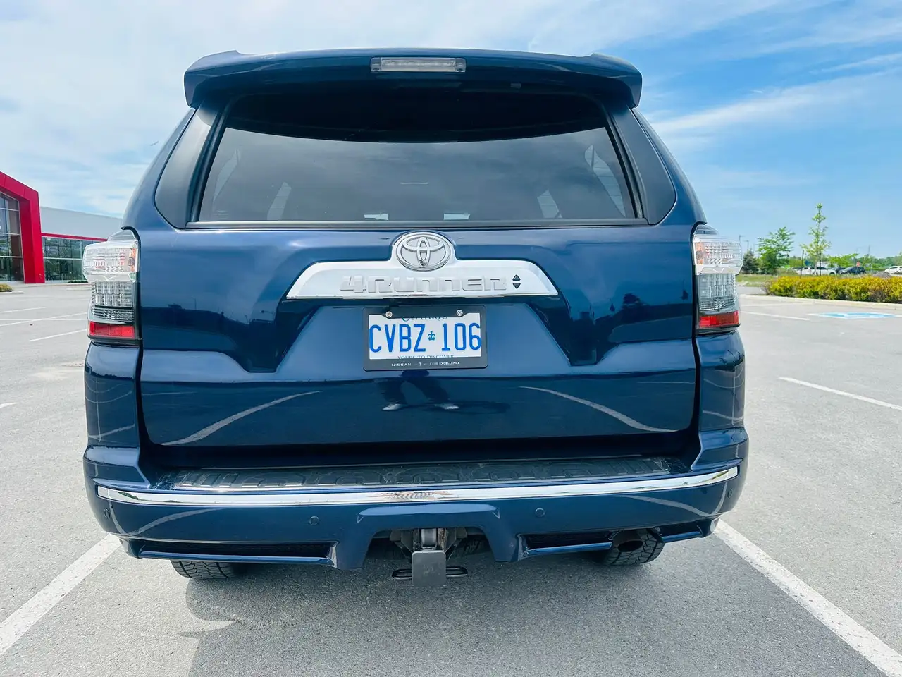 Toyota 4-Runner снимка Toyota 4-Runner