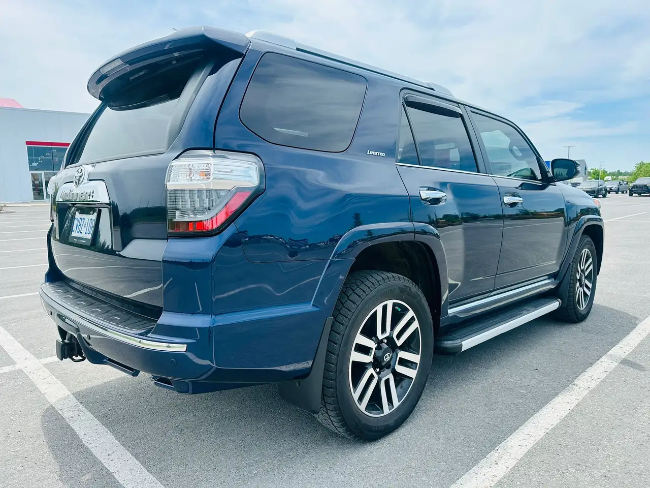 Toyota 4-Runner снимка Toyota 4-Runner