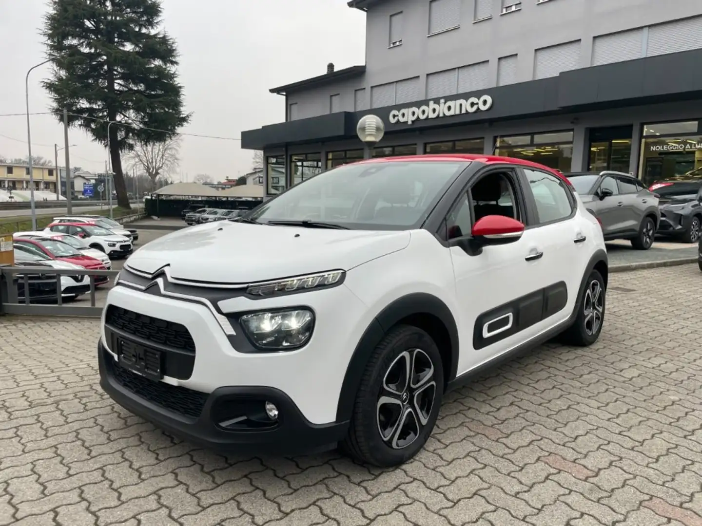 Citroen C3 PureTech 83 Shine+TETTO ROSSO+CarPlay+LED-17.920KM Bianco - 1