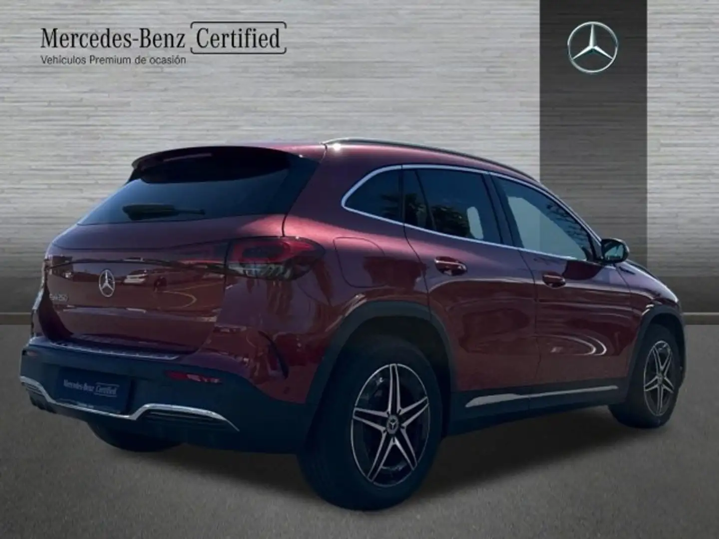 Mercedes-Benz EQA 250 AMG Line - 2