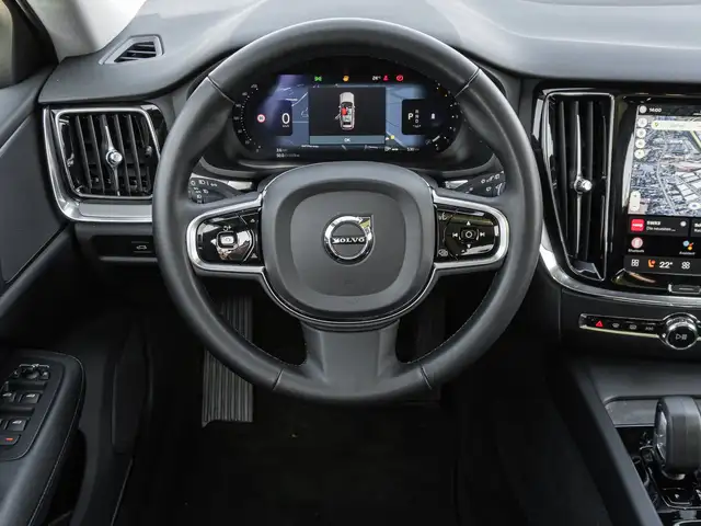 Volvo V60 Cross Country view 12