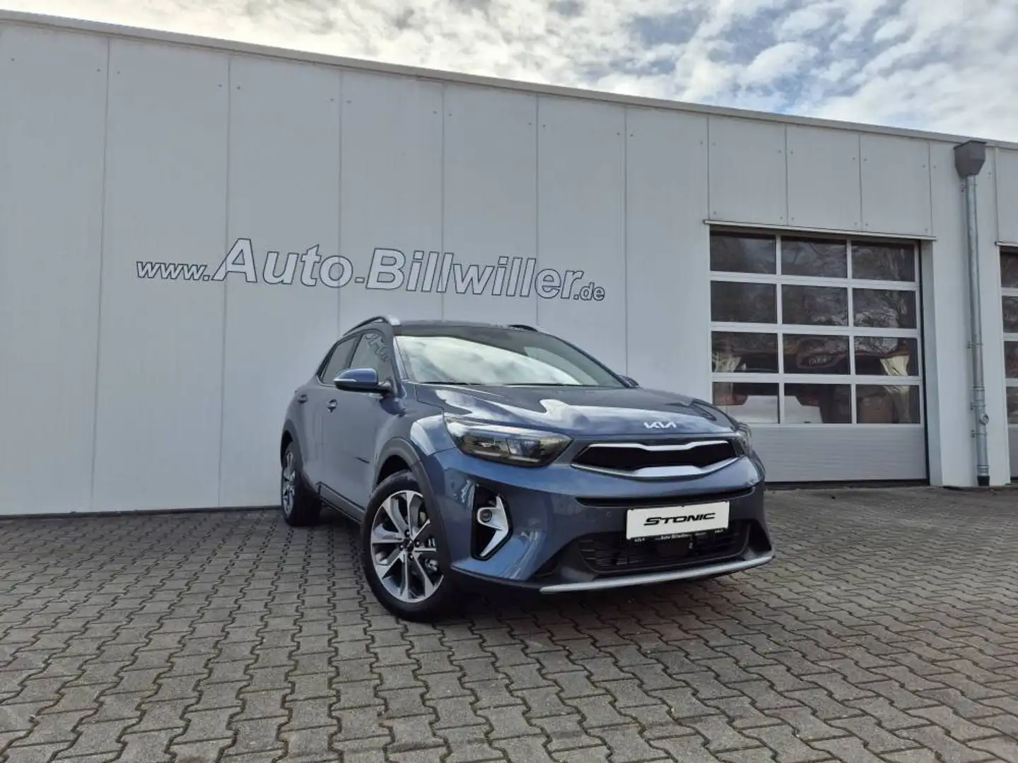 Kia Stonic 1.0 T-GDI (100 PS) MHEV DCT7 Spirit Technologie Bleu - 2