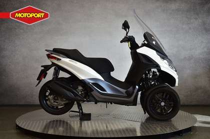 Piaggio MP3 300 HPE LT SPORT