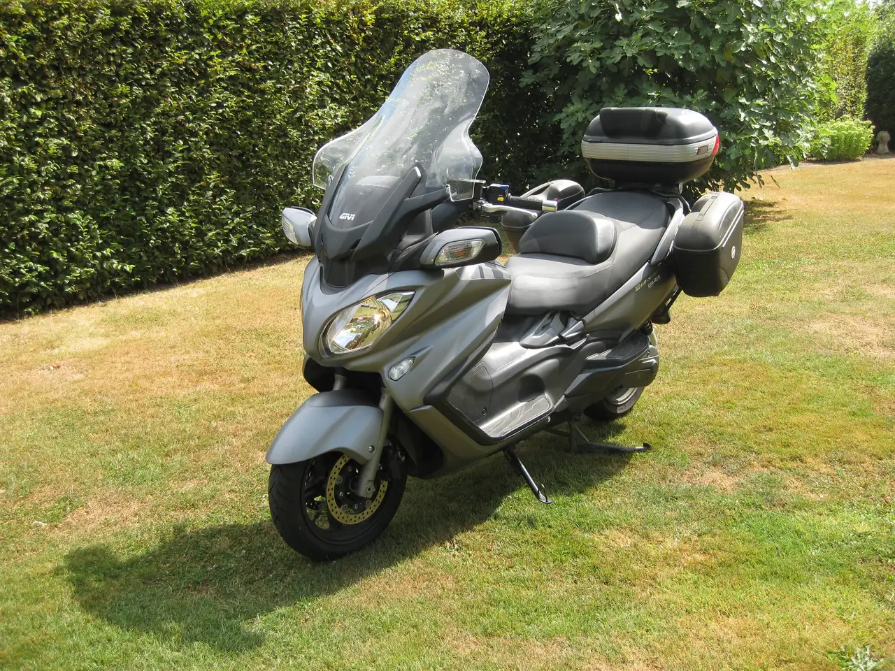 Suzuki Burgman 650