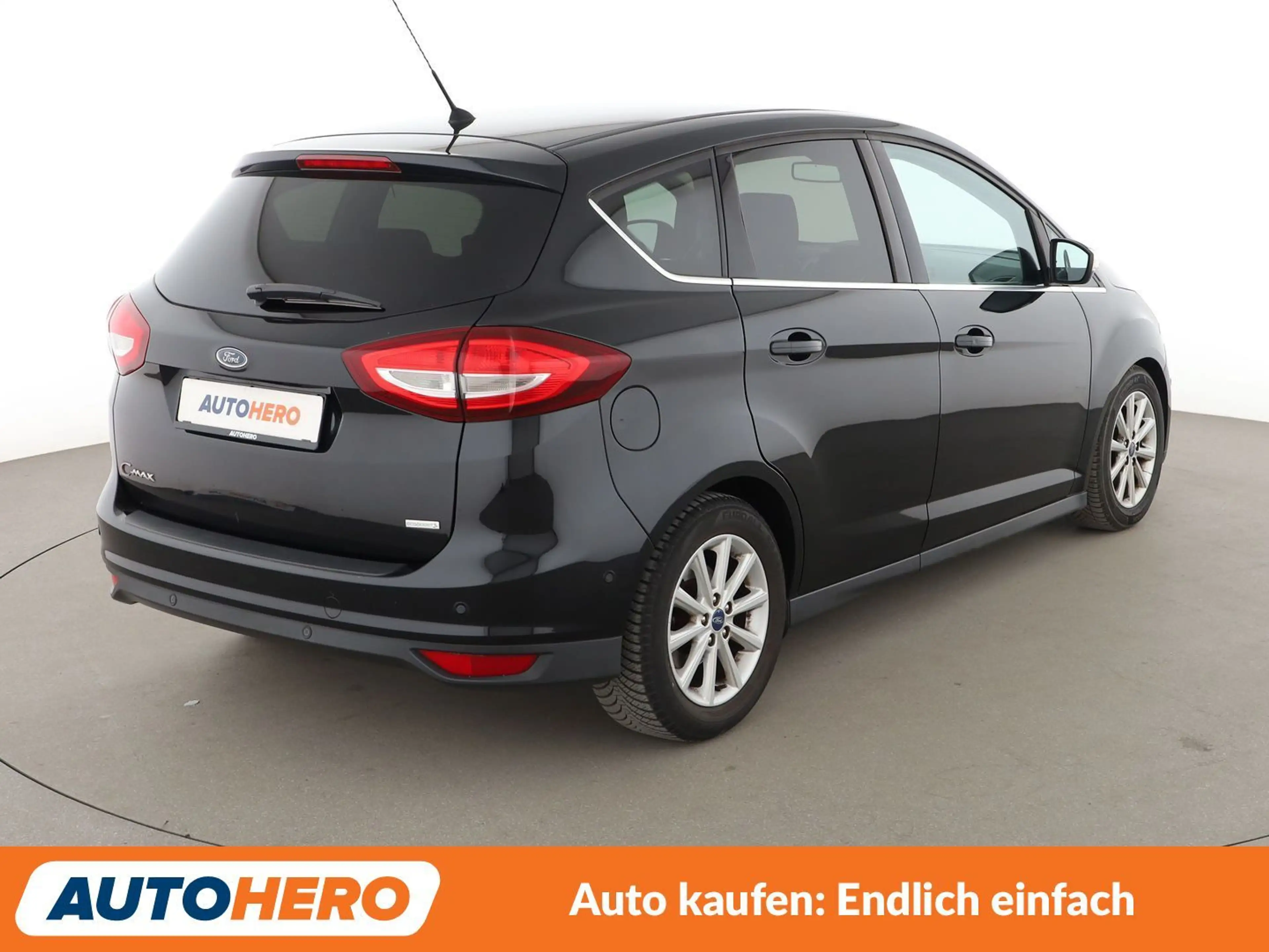 Ford C-Max 1.0 EcoBoost Titanium *NAVI*TEMPO*PDC*SHZ*LHZ* — photo 6