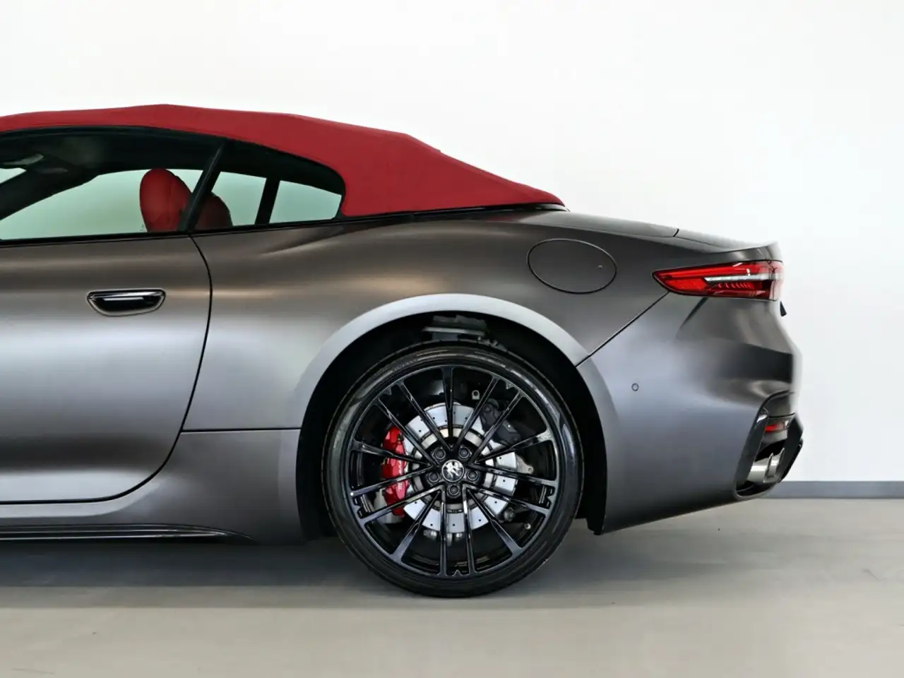 Maserati GranTurismo 2025 — фото 22