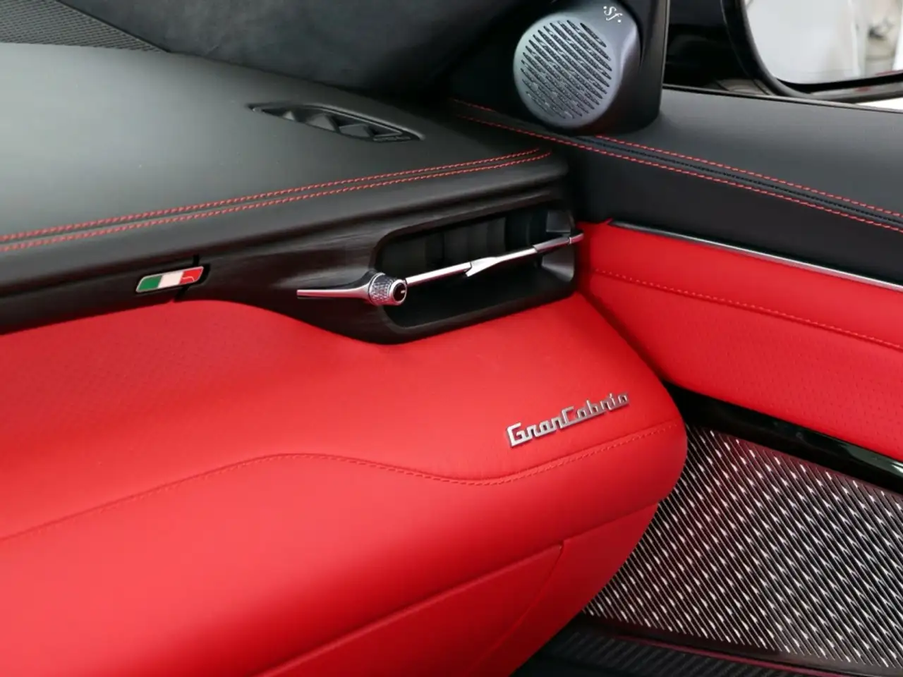 Maserati GranTurismo 2025 — фото 29