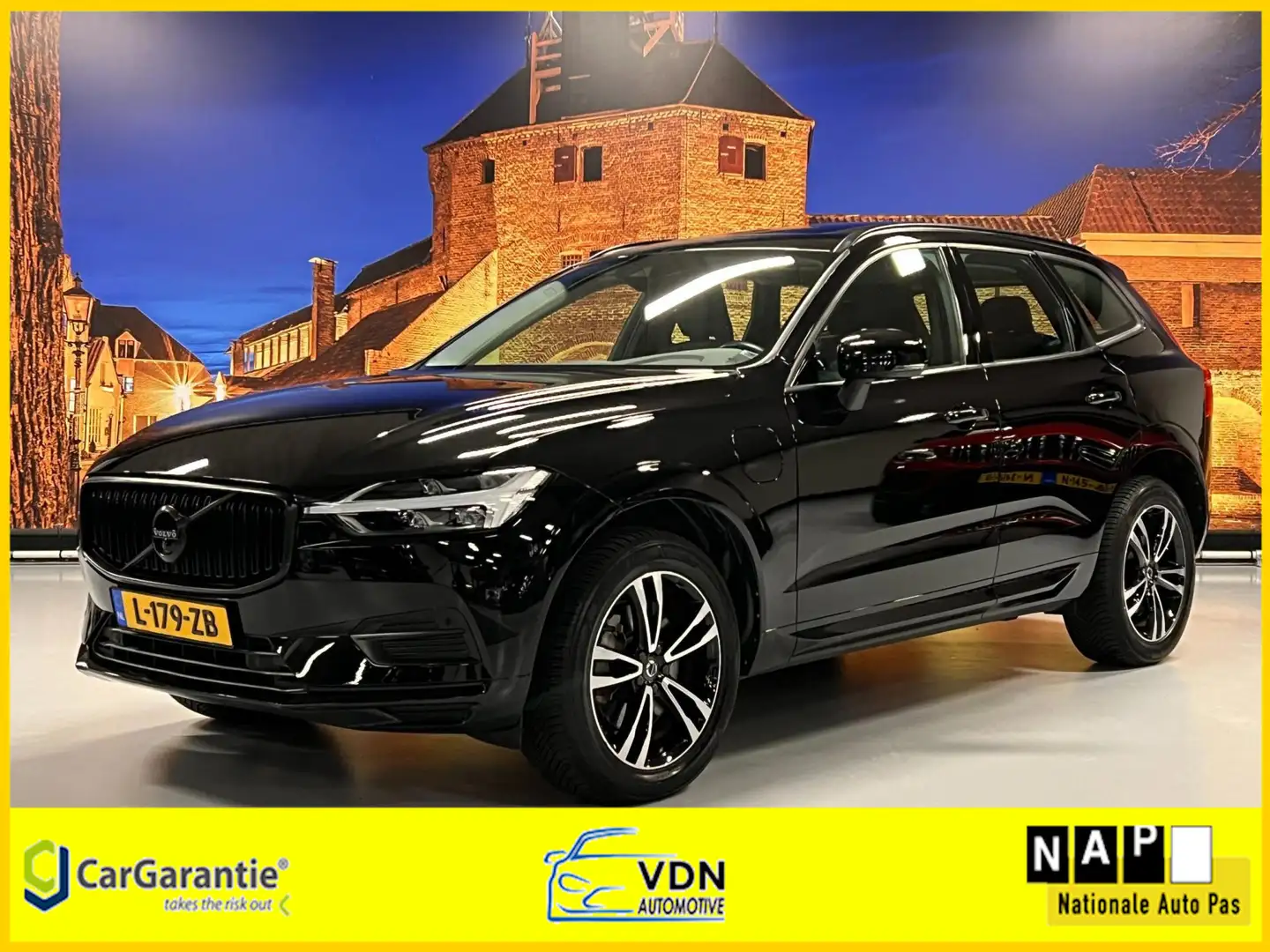Volvo XC60 2.0 T8 Twin Engine AWD Aut Inscription Panodak Lee Nero - 1