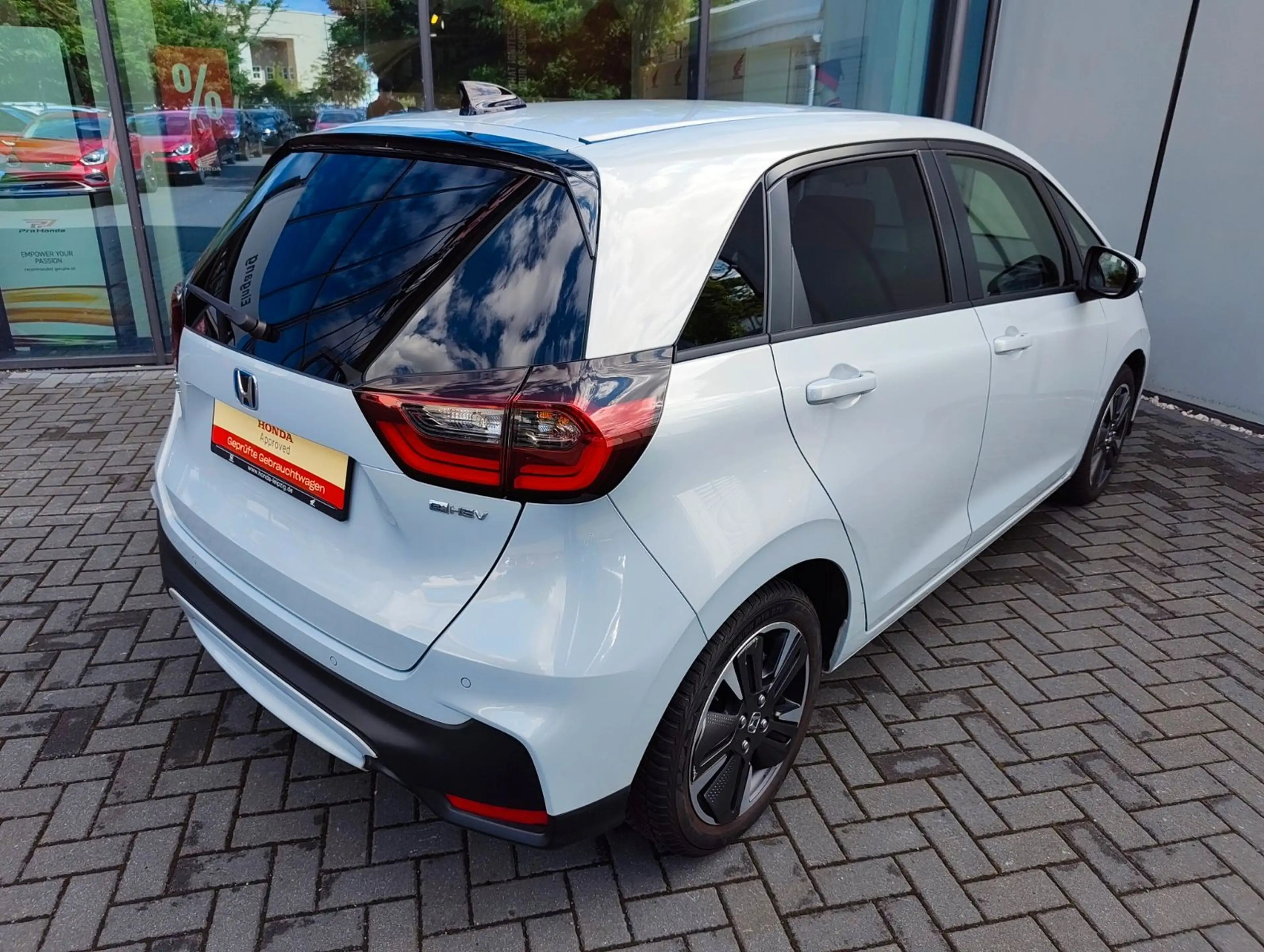 Honda Jazz 1.5 i-MMD Hybrid Advance — photo 6