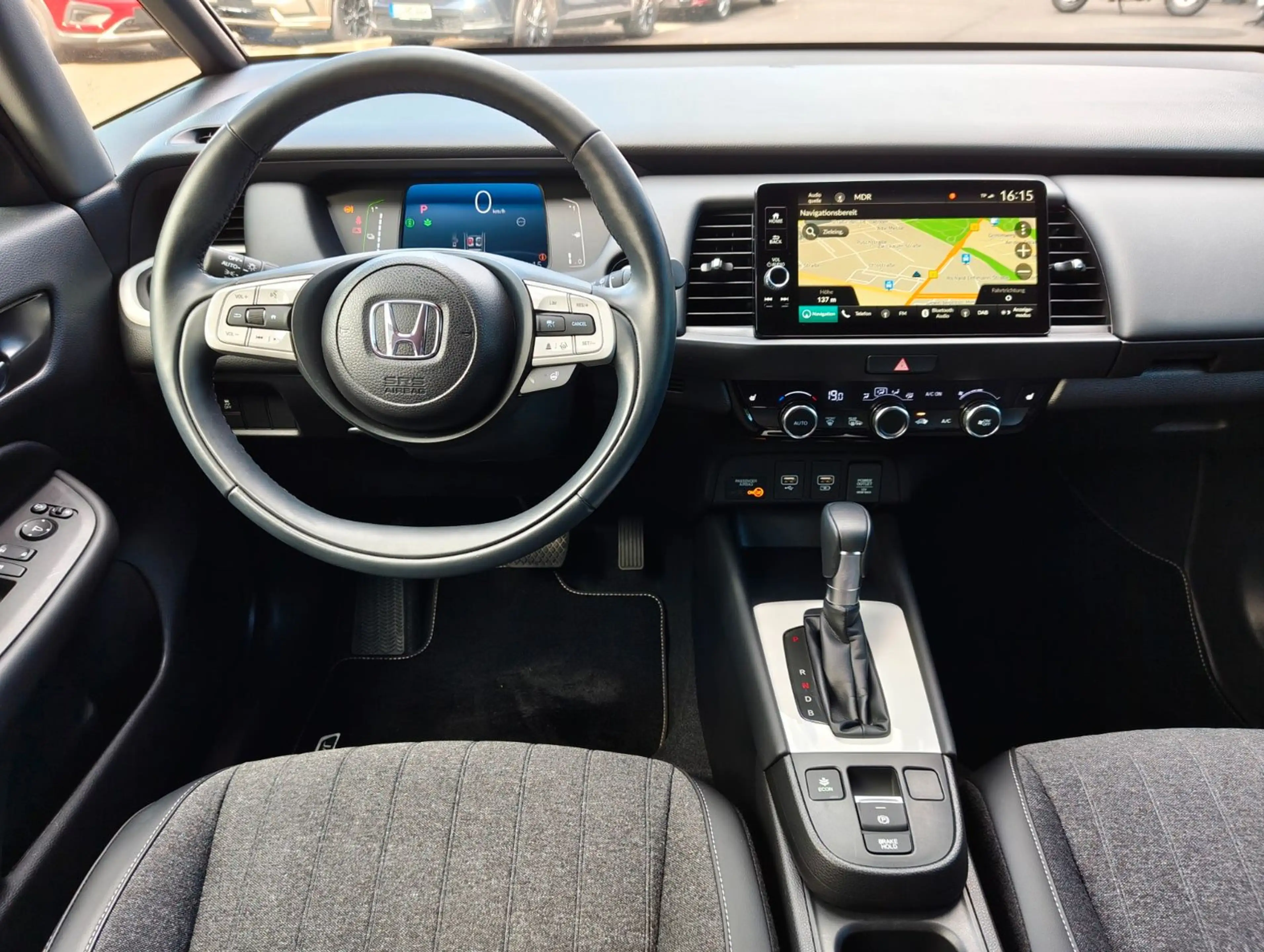Honda Jazz 1.5 i-MMD Hybrid Advance — photo 13