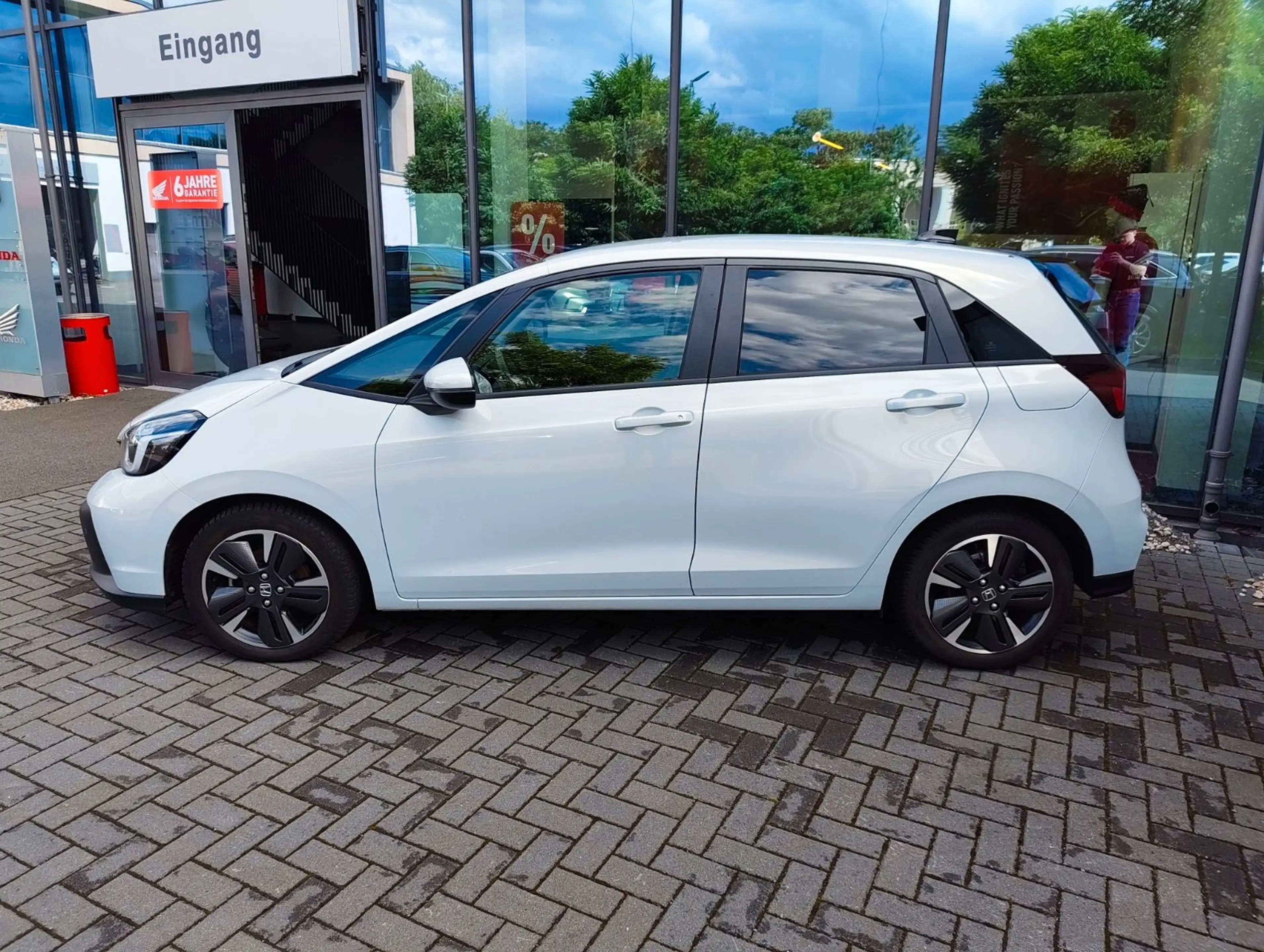 Honda Jazz 1.5 i-MMD Hybrid Advance — photo 9