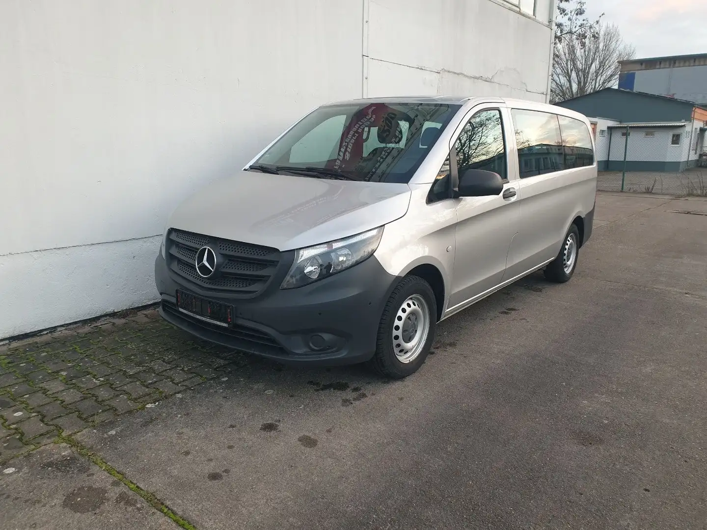 Mercedes-Benz Vito Tourer 116 CDI Pro lang/Klima/Sitzhz/AHK Argent - 1
