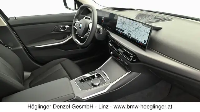 BMW 3 Series view 6