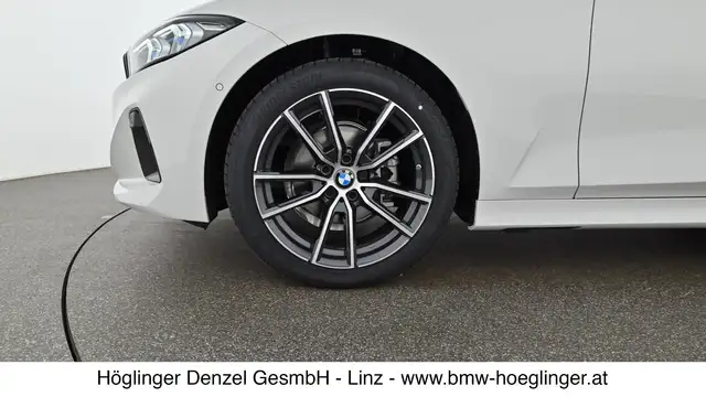 BMW 3 Series view 7