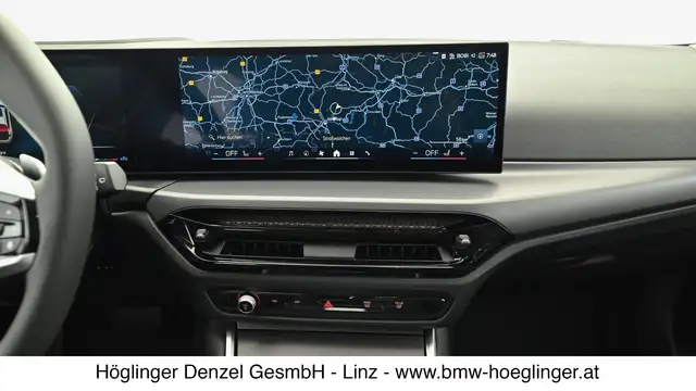 BMW 3 Series view 4