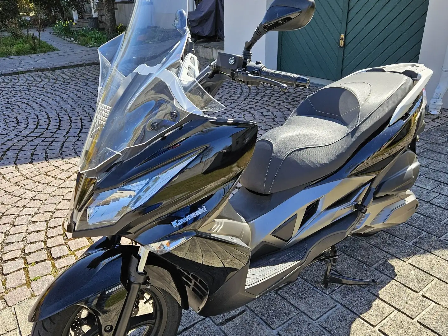 Kawasaki J300 Black - 1