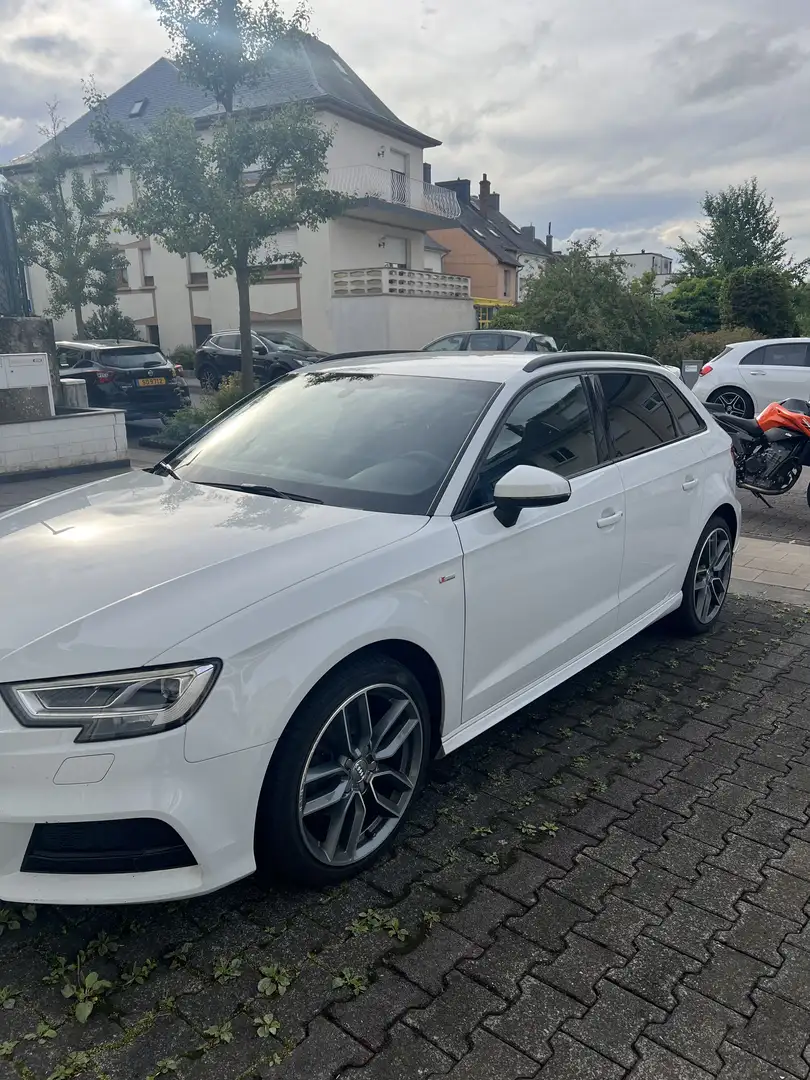 Audi A3 30 TDI Sportback S tronic sport - 2