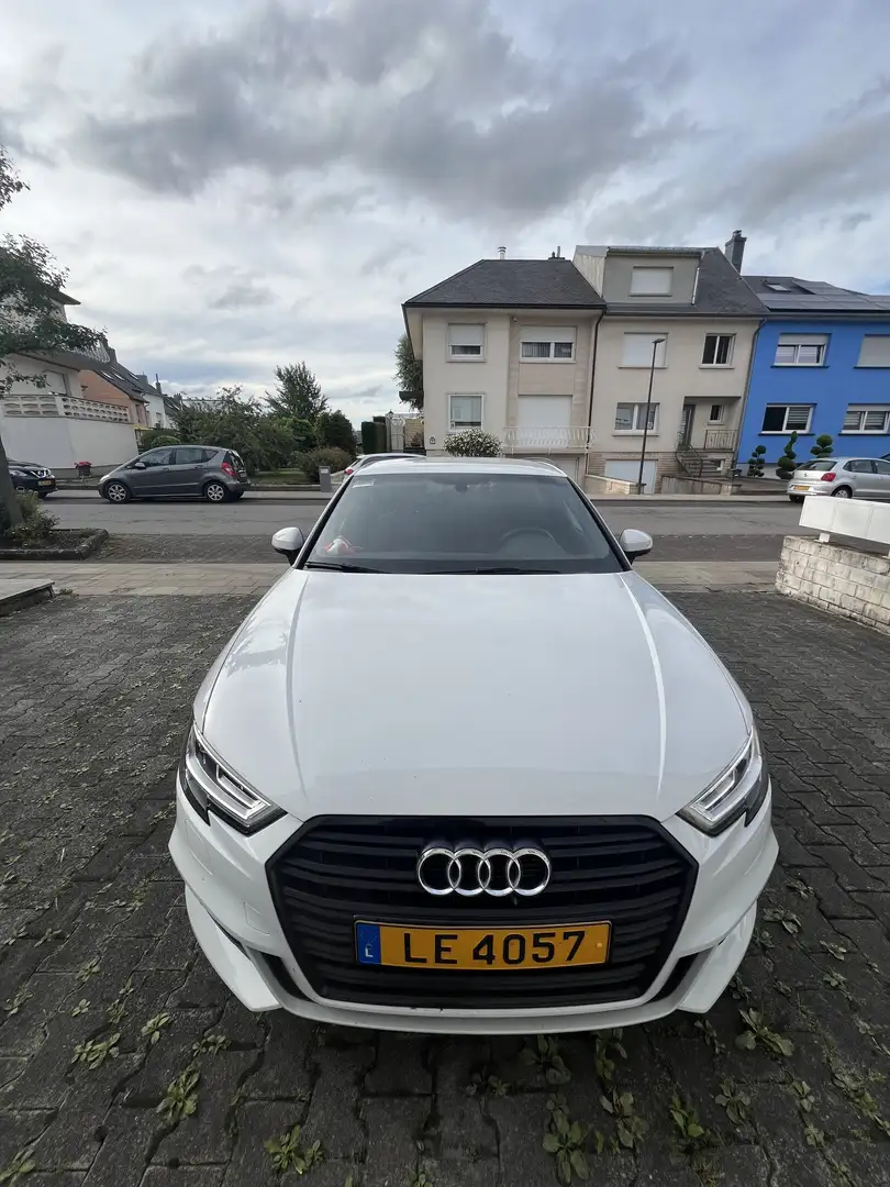 Audi A3 30 TDI Sportback S tronic sport - 1