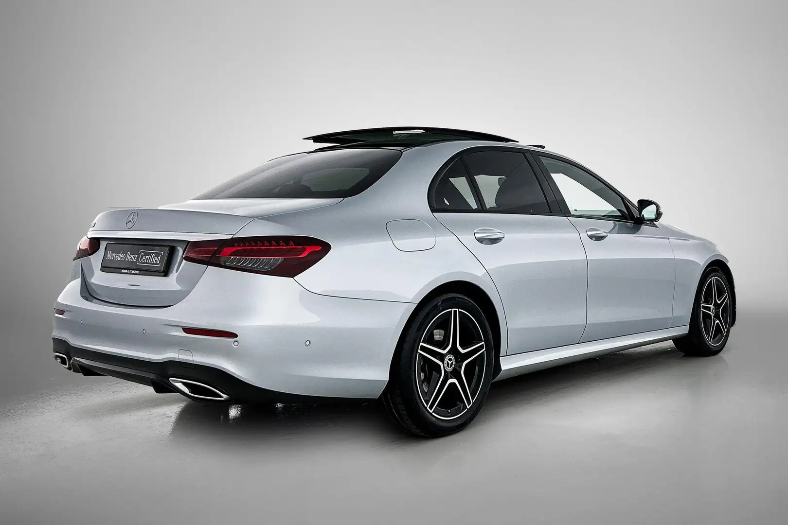 Mercedes-Benz E 200 E Limousine Automaat Business Solution AMG | Premi Zilver - 2