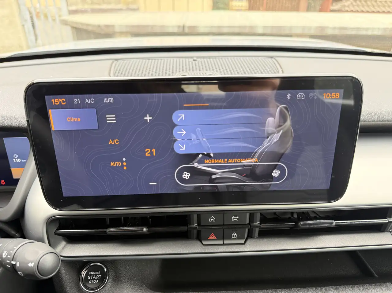 Jeep Avenger 1.2 turbo e-hybrid mhev Upland 4xe 145cv edct6 32