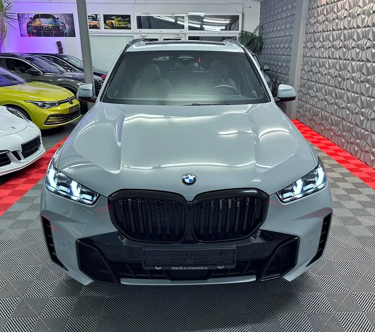 BMW X5 xDrive 30d M Sport,Luftfa.,7Si.,Panora,AHK,360° Gris - 2