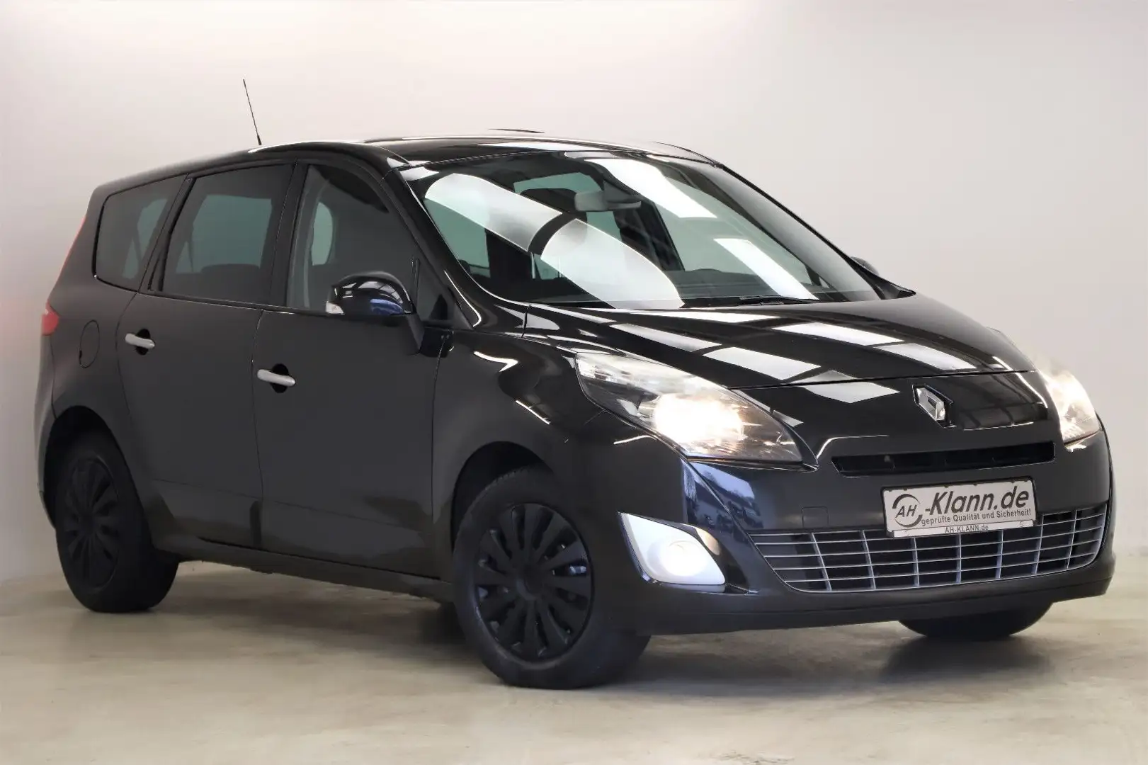Renault Grand Scenic 3 1.6 110PS Dynamique Navi 7Sitzer Schwarz - 1