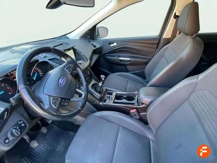 Ford Kuga 1.5 TDCi Titanium 4x2 2018, foto 15