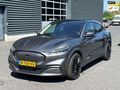 Ford Mustang Mach-E RWD 75 kWh, 360 camera, Navigatie, Panoramadak