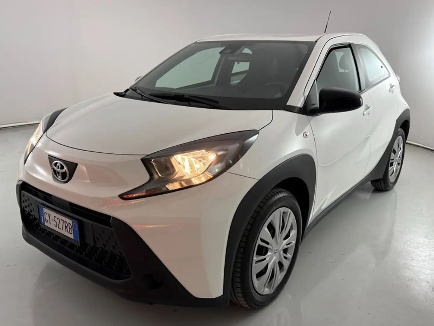 Toyota Aygo X 1.0  Active Blanc - 1