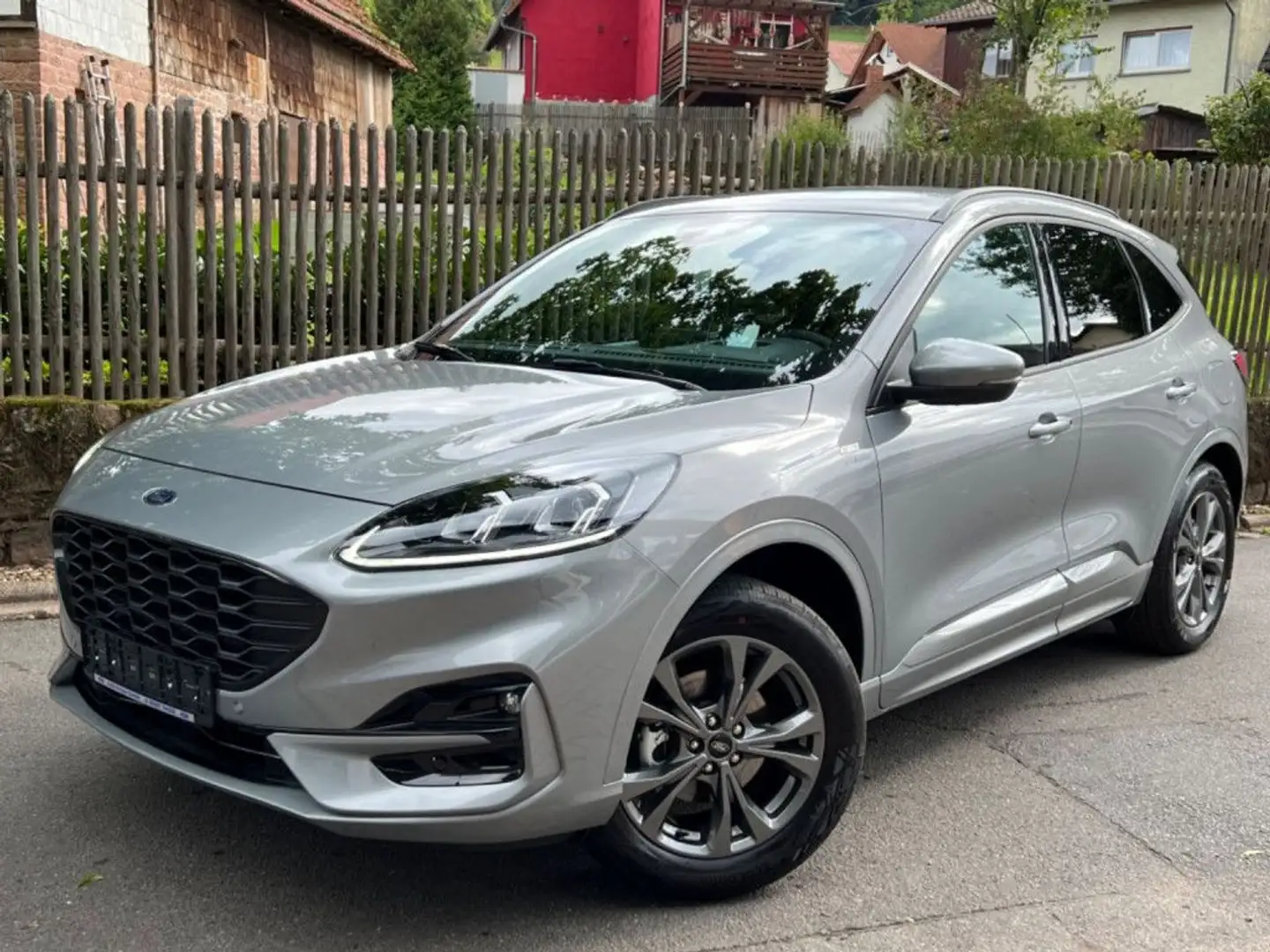 Ford Kuga Hybrid ST-Line X 4x4*LED*NAVI*HEAD-UP Silber - 1