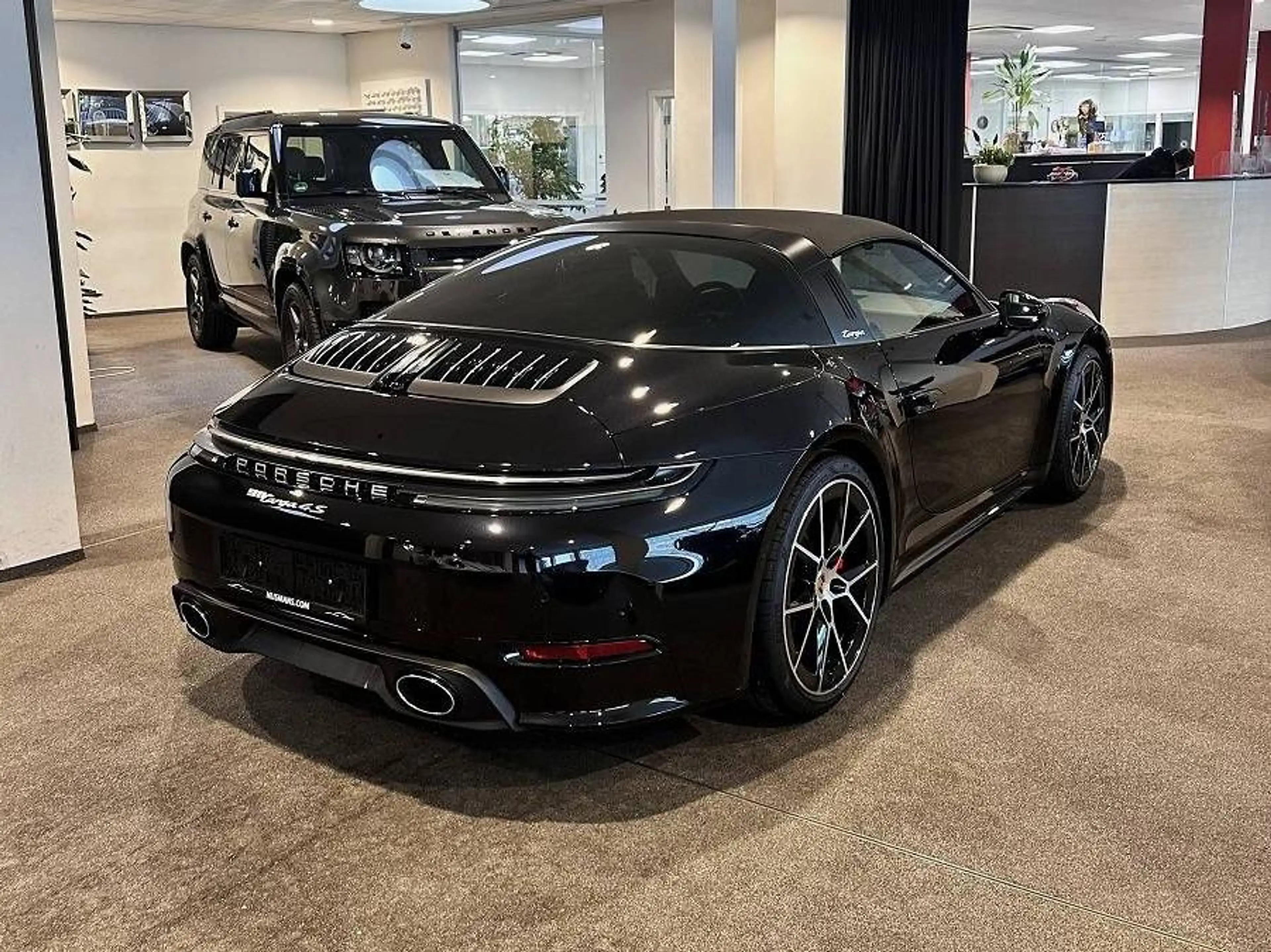 Porsche 911 992.2 Targa 4S/NIEUW/ACC/18-Weg/Achteras/Lift/360 — photo 6