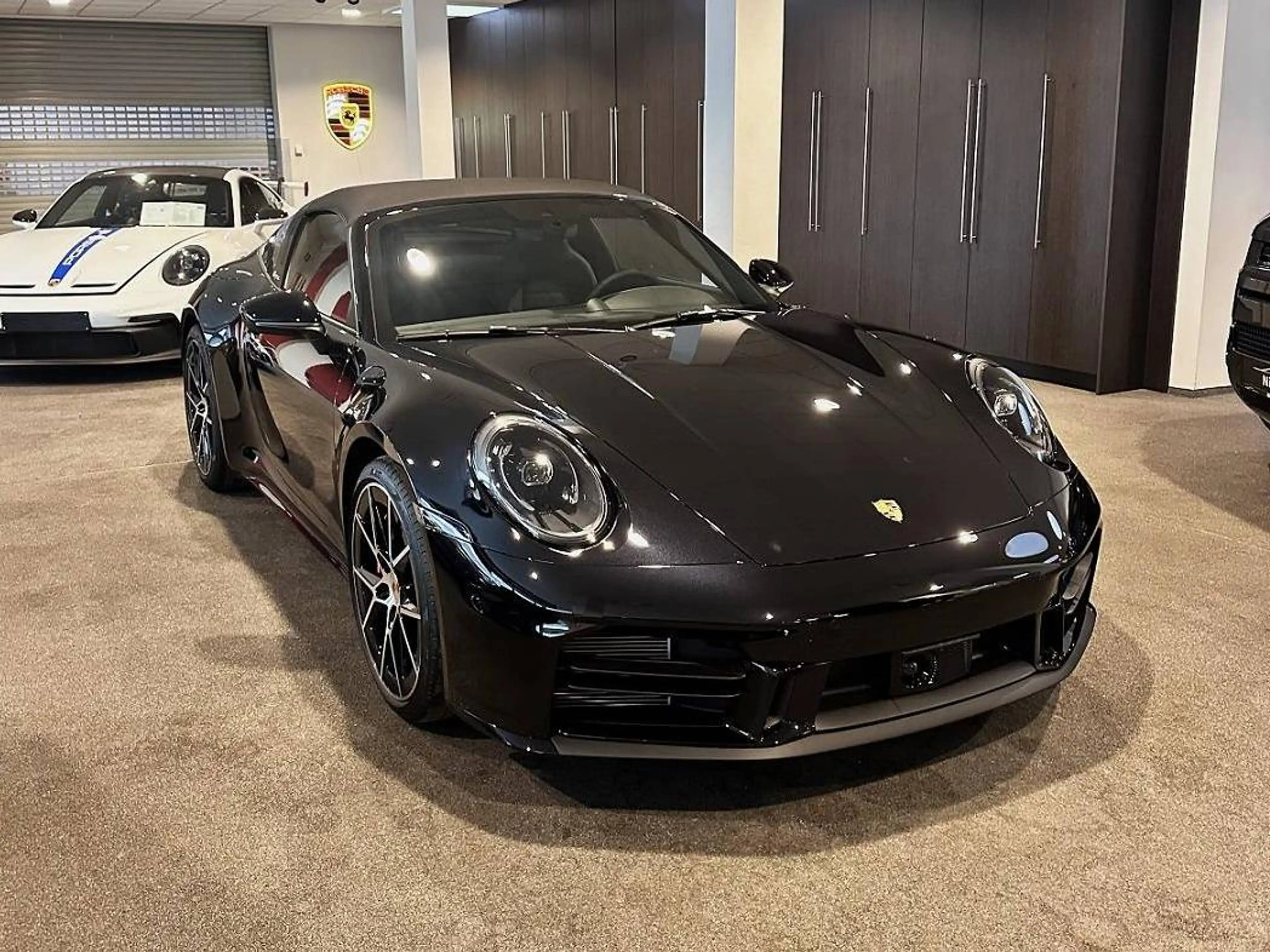 Porsche 911 992.2 Targa 4S/NIEUW/ACC/18-Weg/Achteras/Lift/360 — photo 4