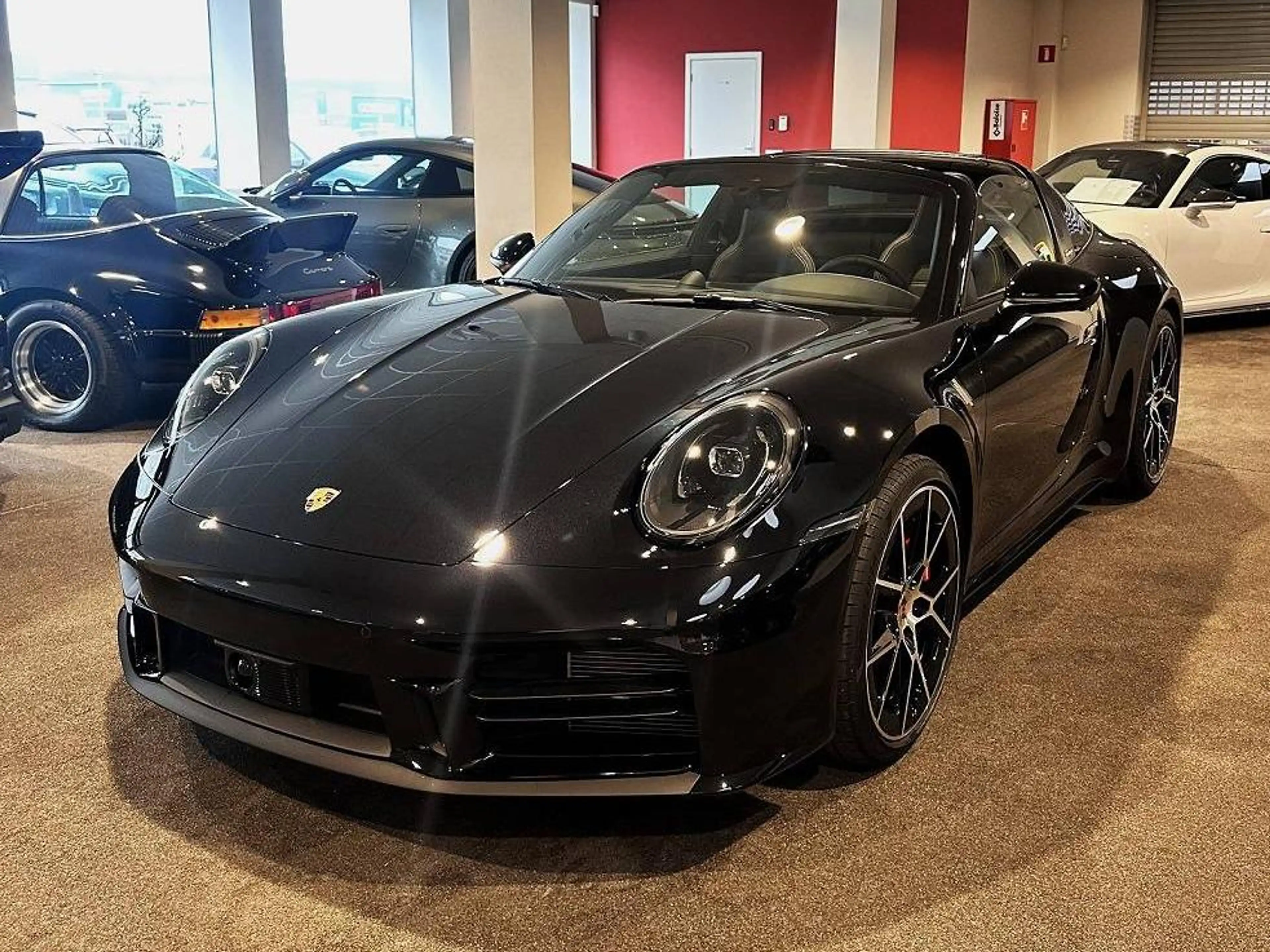 Porsche 911 992.2 Targa 4S/NIEUW/ACC/18-Weg/Achteras/Lift/360