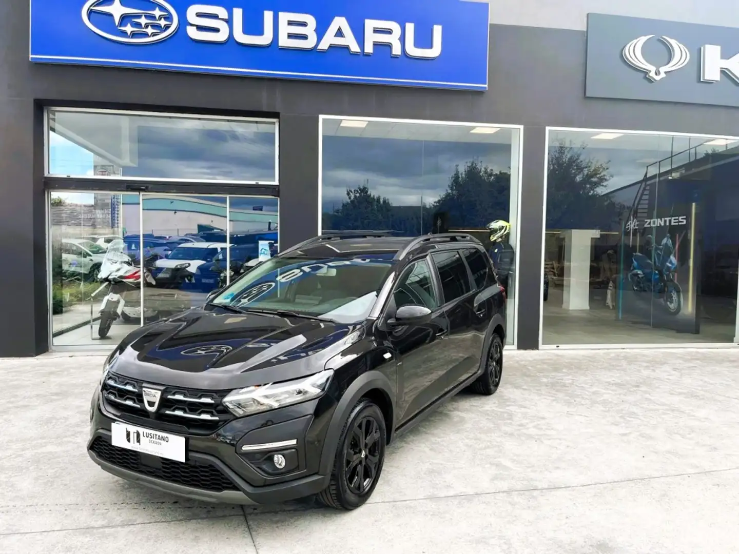 Dacia Jogger 1.0 ECO-G S.L Extreme Go 74kW 5pl. Negro - 1