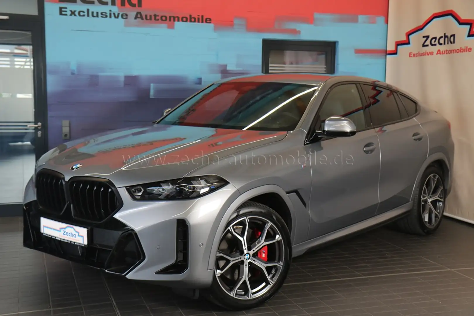 BMW X6 xDr.30d M-SportProLuftfederungMassageStandhzg. Gris - 1