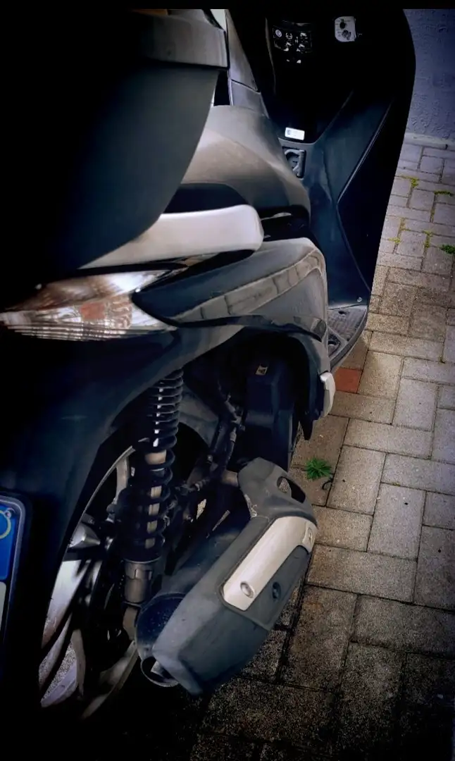Honda SH 150i parabrezzo Negru - 2