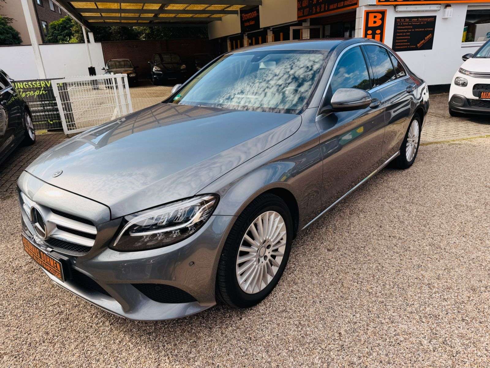 Mercedes-Benz C 180