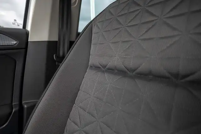 Volkswagen Tiguan view 11