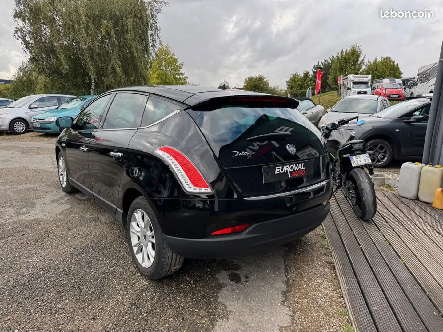 Lancia Delta 1.4 120ch turbo argento bvm6 Noir - 2