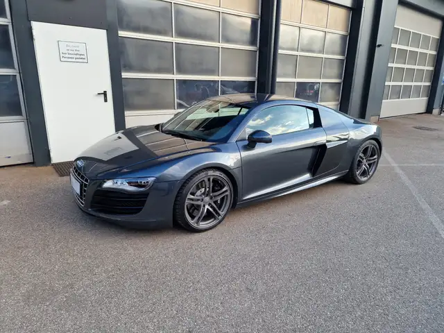 Audi R8 5.2 FSI quattro