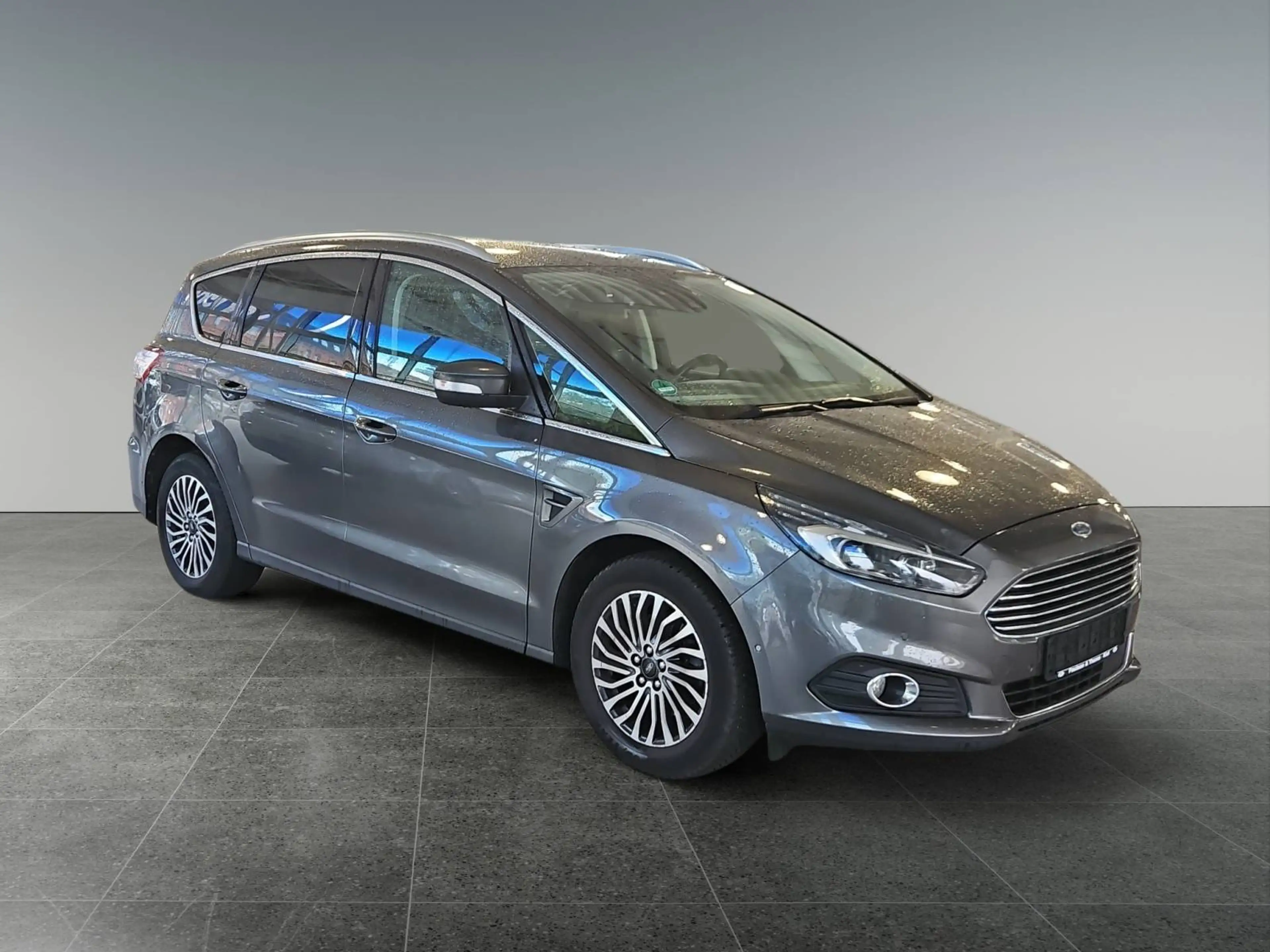 Ford S-Max Titanium, 7-Sitzer, Ganzjahresreifen, AHK Abnehmbar, ACC, RFK. — photo 7