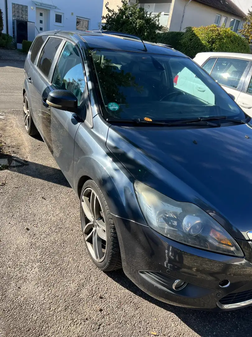 Ford Focus Focus Turnier Viva X Grau - 1