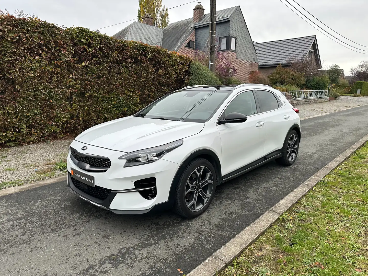 Kia XCeed 1.6 CRDi Sense ISG DCT - GARANTIE 12M - 4a Blanc - 2
