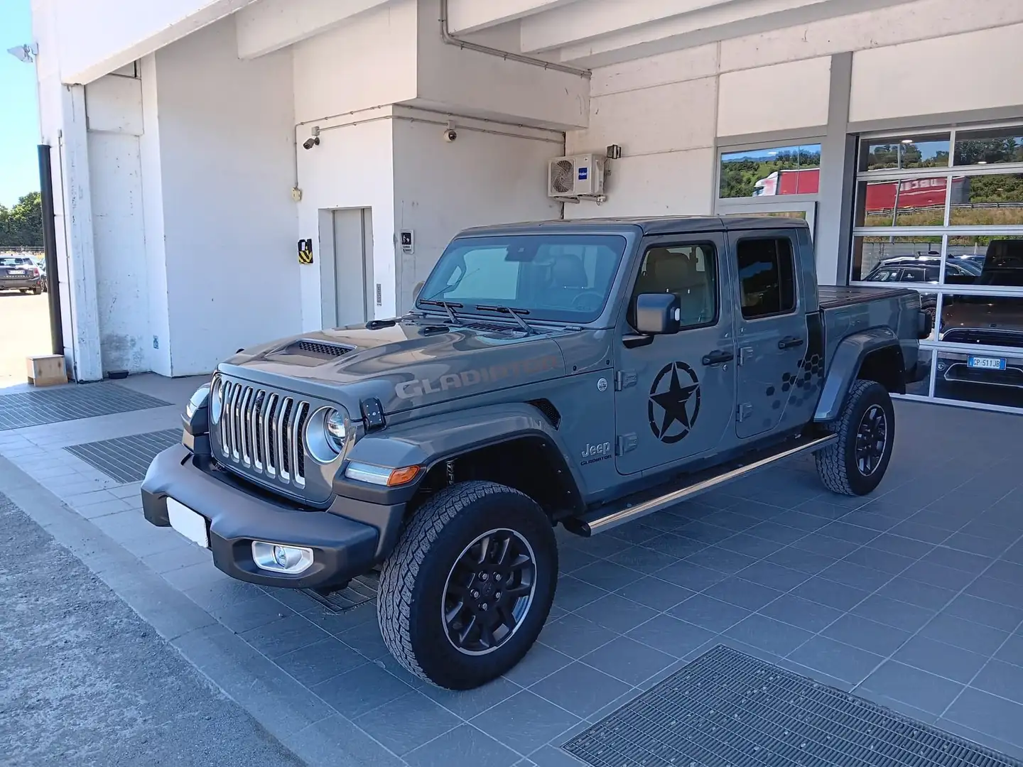 Jeep Gladiator 3.0 V6 Overland 4wd auto Grigio - 1