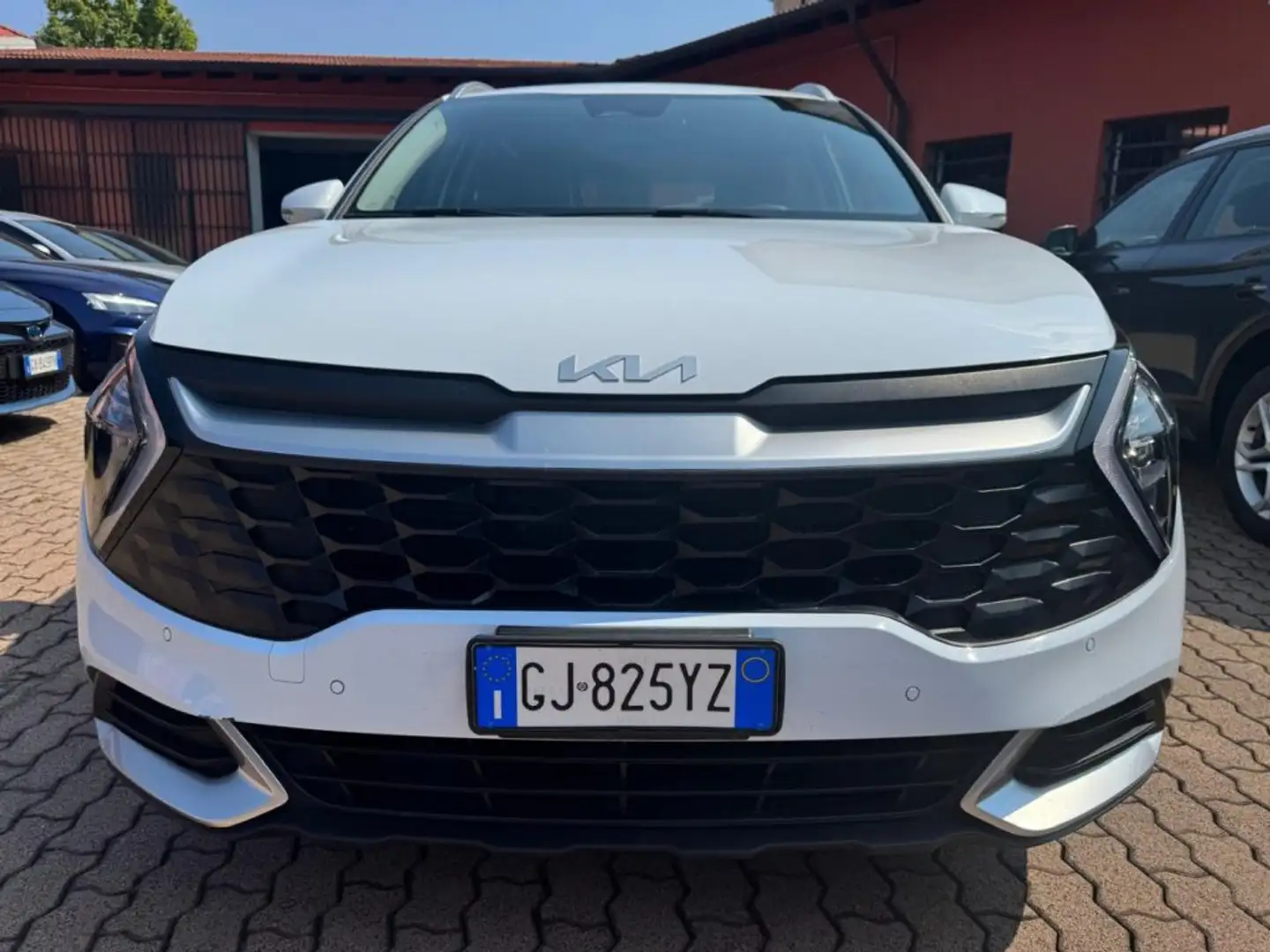 Kia Sportage 1.6 TGDi MHEV Business White - 2