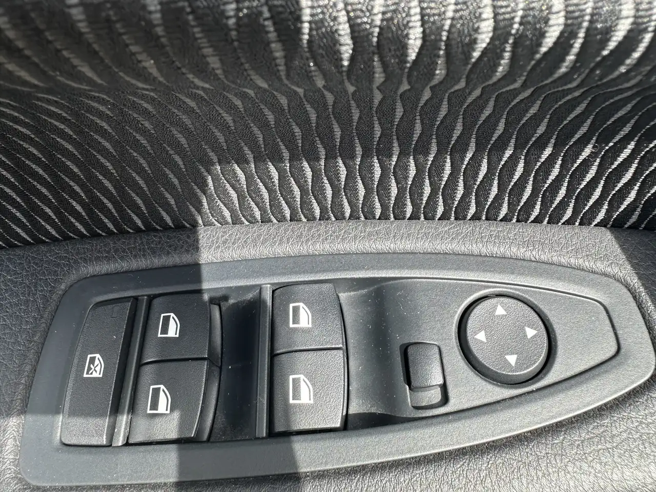 BMW 116 Citadine 5 portes — photo 11 sur 15