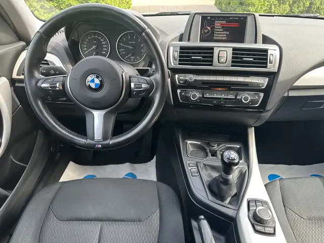 BMW 1 Series view 9