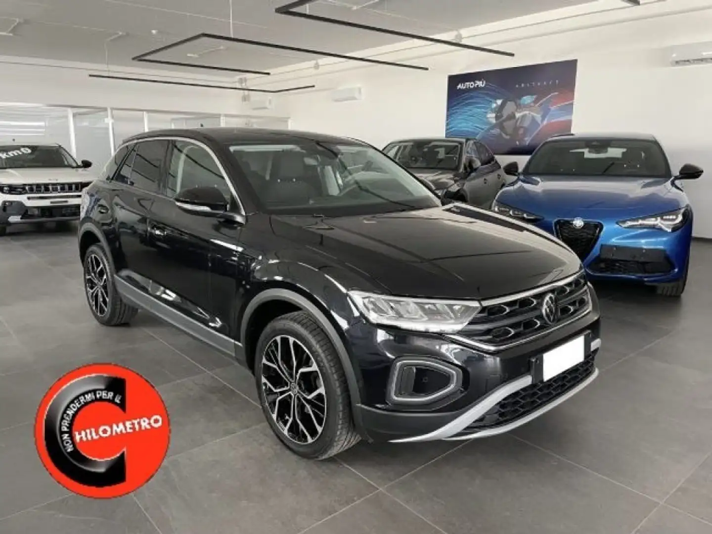 Volkswagen T-Roc 1.0 TSI 110 CV Life Noir - 1